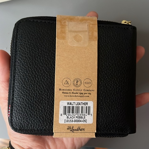 Black Herschel Wallet in Leather and hold hardware with zipper - Picture 3 of 5